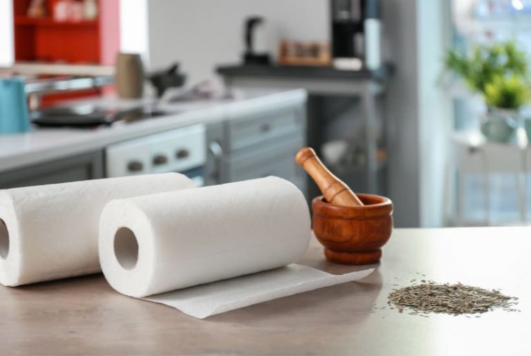 7 Frugal Uses for Paper Towels