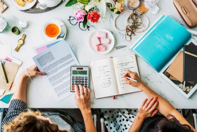 11 Creative Budgeting Ideas for the Whole Family
