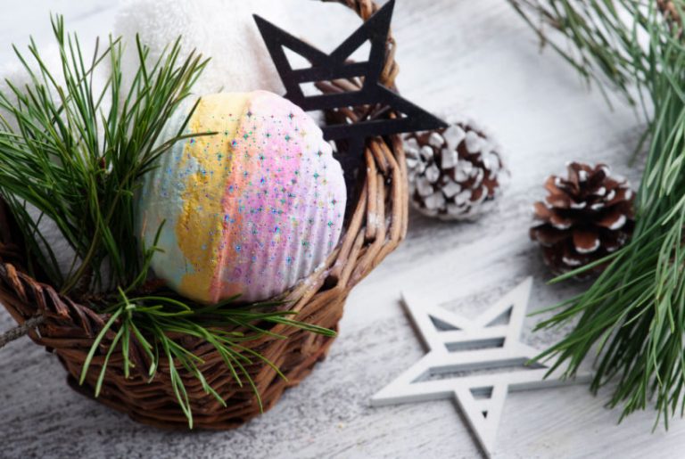The Ultimate Easy DIY Glitter Bath Bomb Recipe for Beginners