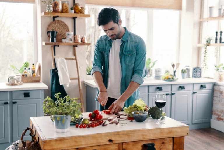 6 money saving kitchen tips