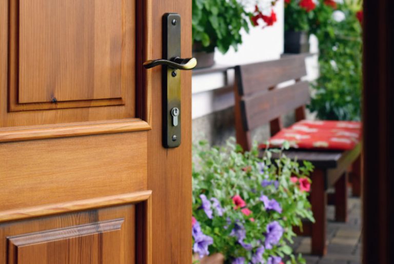 5 Incredible Benefits of Installing Solid Internal Wooden Doors