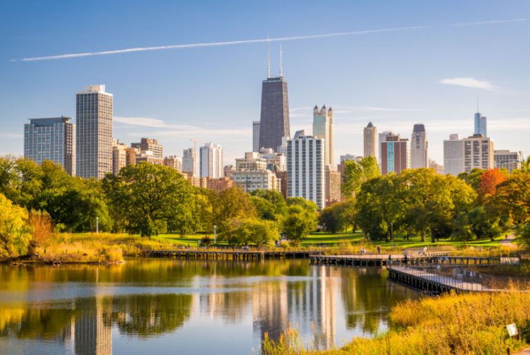 Moving To Chicago – Your Starter Guide