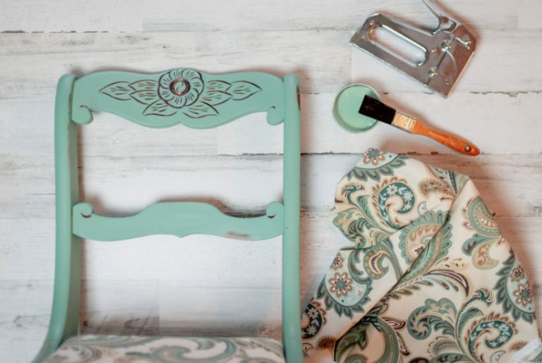 3 Ways to Reuse Your Old Belongings