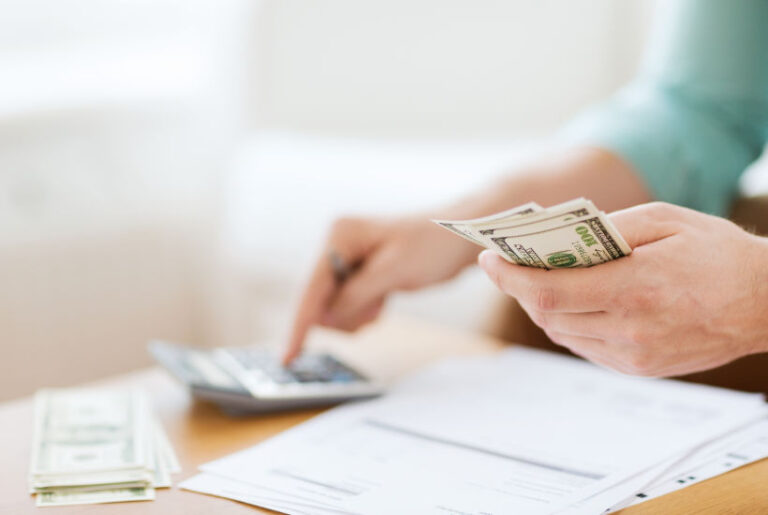 3 Money Management Tips To Improve Business Cash Flow