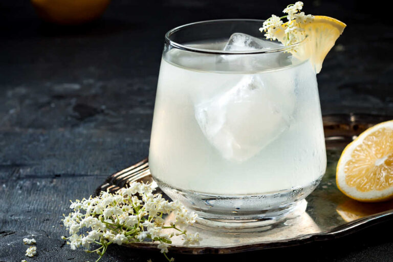 Homemade Elderflower Gin: Easy 3-ingredient recipe